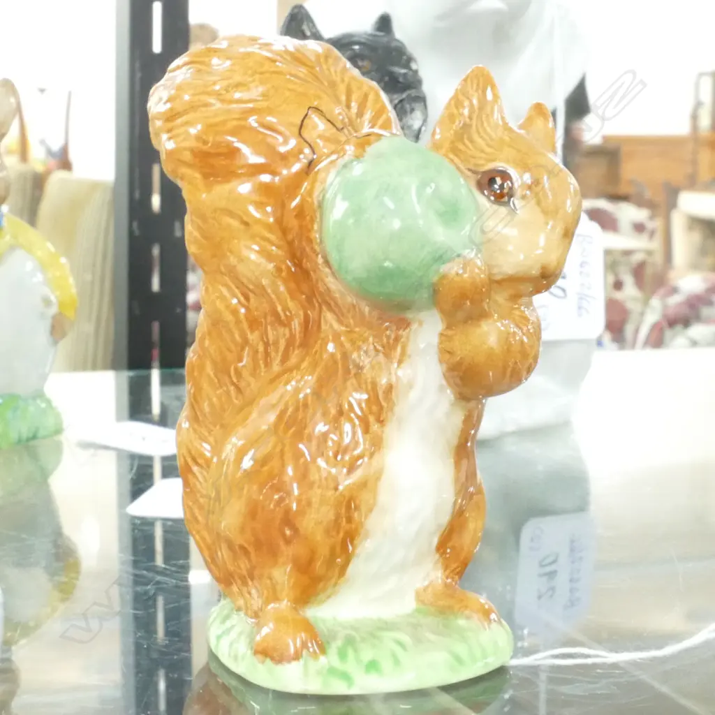 BESWICK BEATRIX POTTER FIGURE SQUIRREL NUTKINS Image 1++