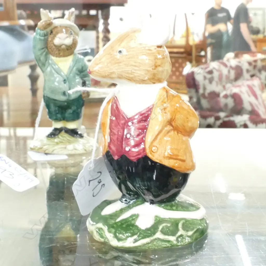 ROYAL DOULTON LORD WOODMOUSE FIGURINE Image 1++