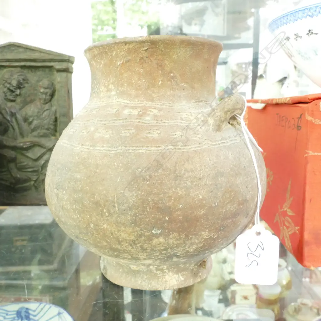 HAN STYLE TERRACOTTA ARCHAIC TWO HANDLED JAR Image 1++
