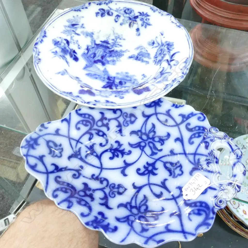 2 PCES VICTORIAN BLOW FLOW CHINA; LEAF PLATE & SOUP BOWL Image 1++