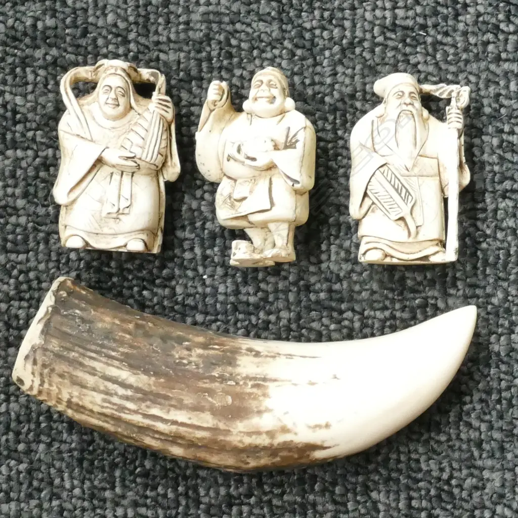 THREE REPLICA RESIN NETSUKES AND FAUX TOOTH Image 1++
