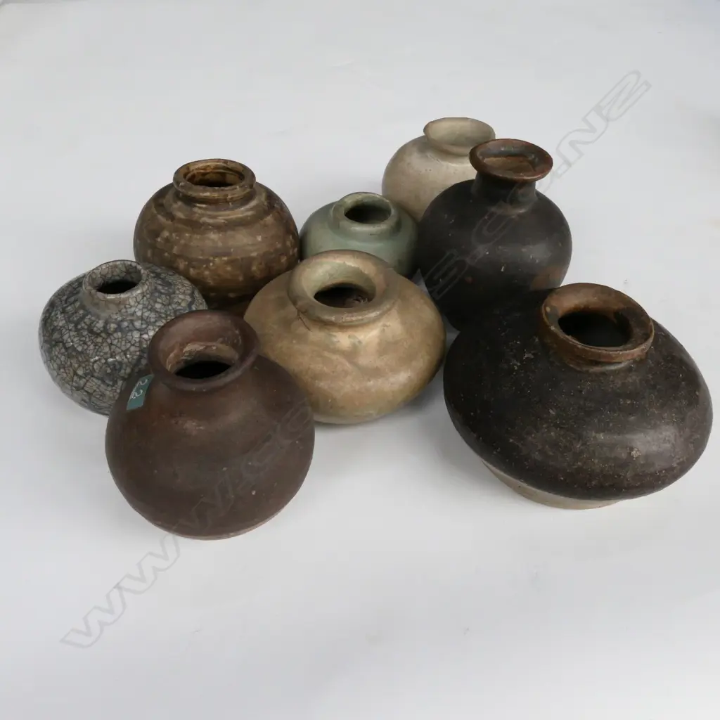 COLLECTION OF PROVINCIAL SONG AND SAWANKALOK THAI VASES Image 1++