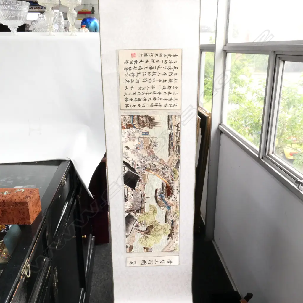 JAPANESE HAND EMBROIDERED SCROLL IN ORIG BOX Image 1++