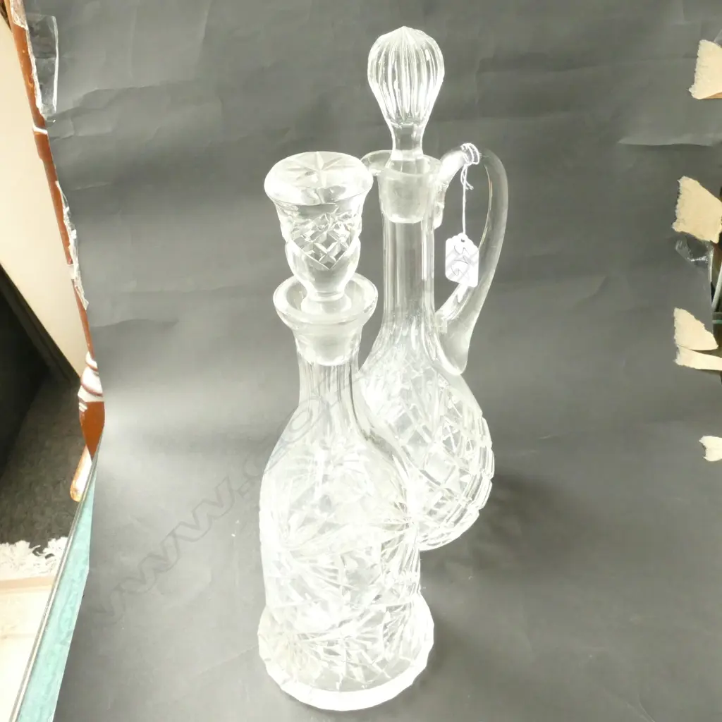 2 DECANTERS 370MM H Image 1++