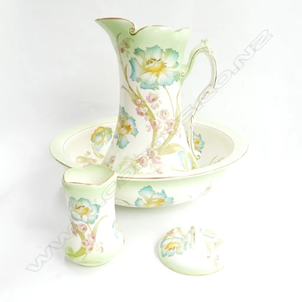 VICT. CHINA WASHBASIN / JUG ETC Image 1++