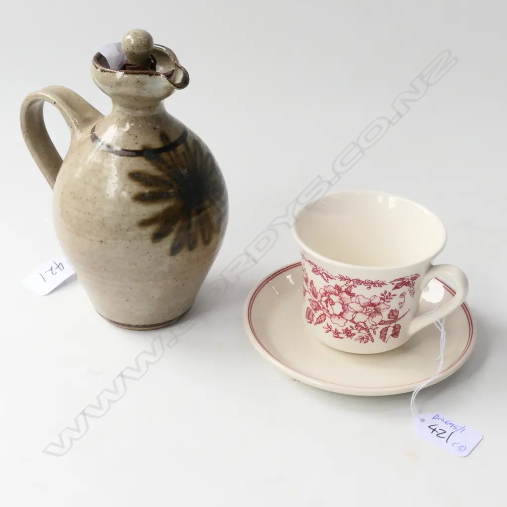 P NEIGHBOUR JUG + C/LYNN CUP +SAUCER H 190 MM Image 1++