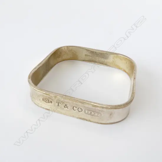TIFFANY MARKED SILVER BANGLE ROUNDED SQUARE