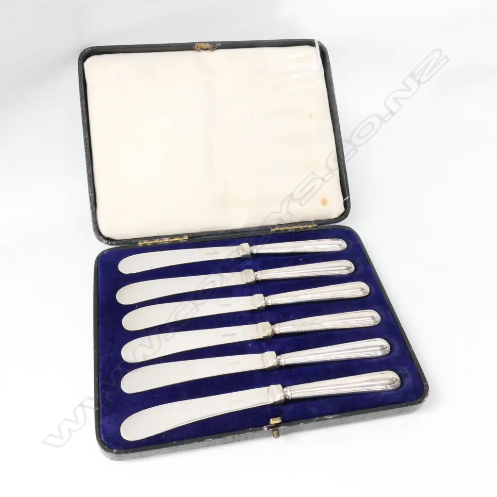 STG HANDLED SET 6 PLATE KNIVES / THREAD & BOW PATTERN - SHEFFIELD 1927  Image 1++