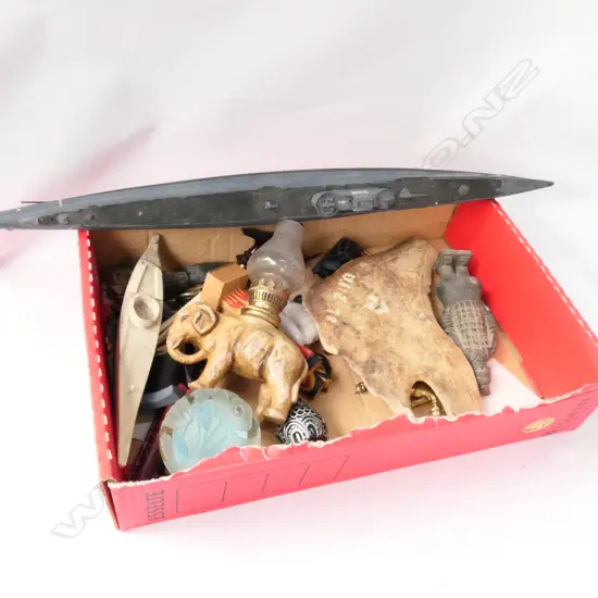 BOX LOT ASST. ORIENTAL ITEMS INCL. INUIT PCES, ELEPHANT LAMP ETC