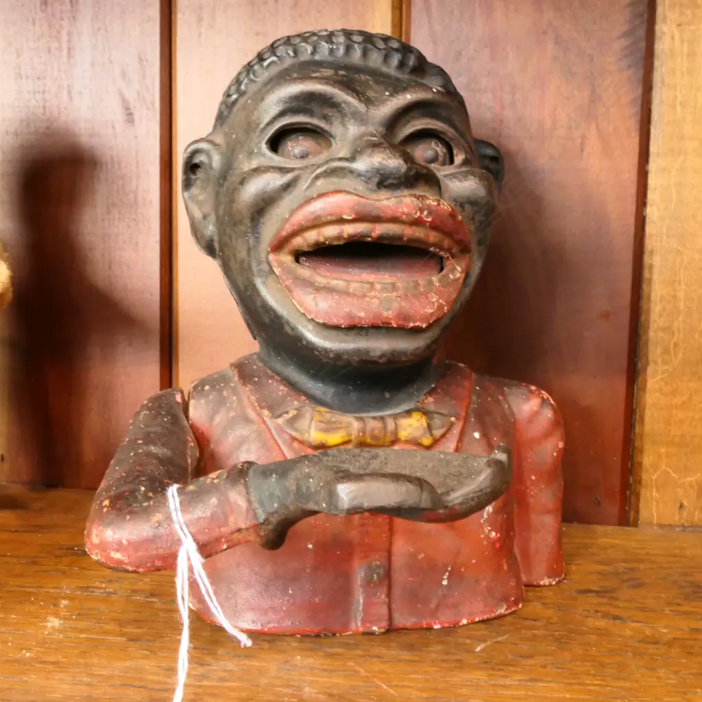 CAST IRON JOLLY MECHANICAL MONEY BANK H.170MM 12 Image 1++