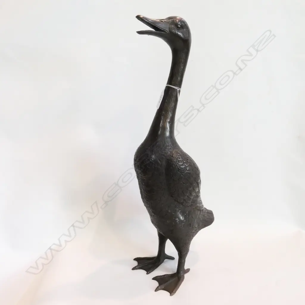 BRONZE DUCK Image 1++