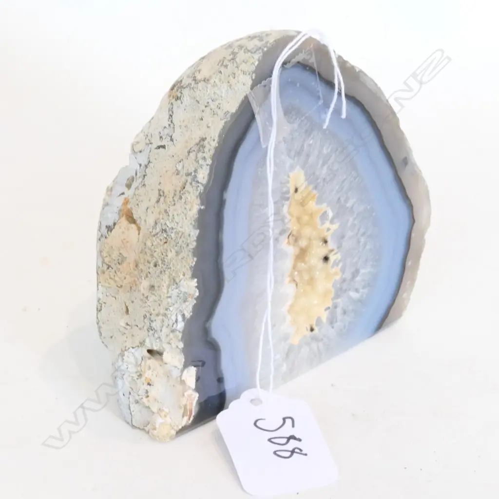 POLISHED BLUE AGATE CRYSTAL, H. 100MM Image 1++