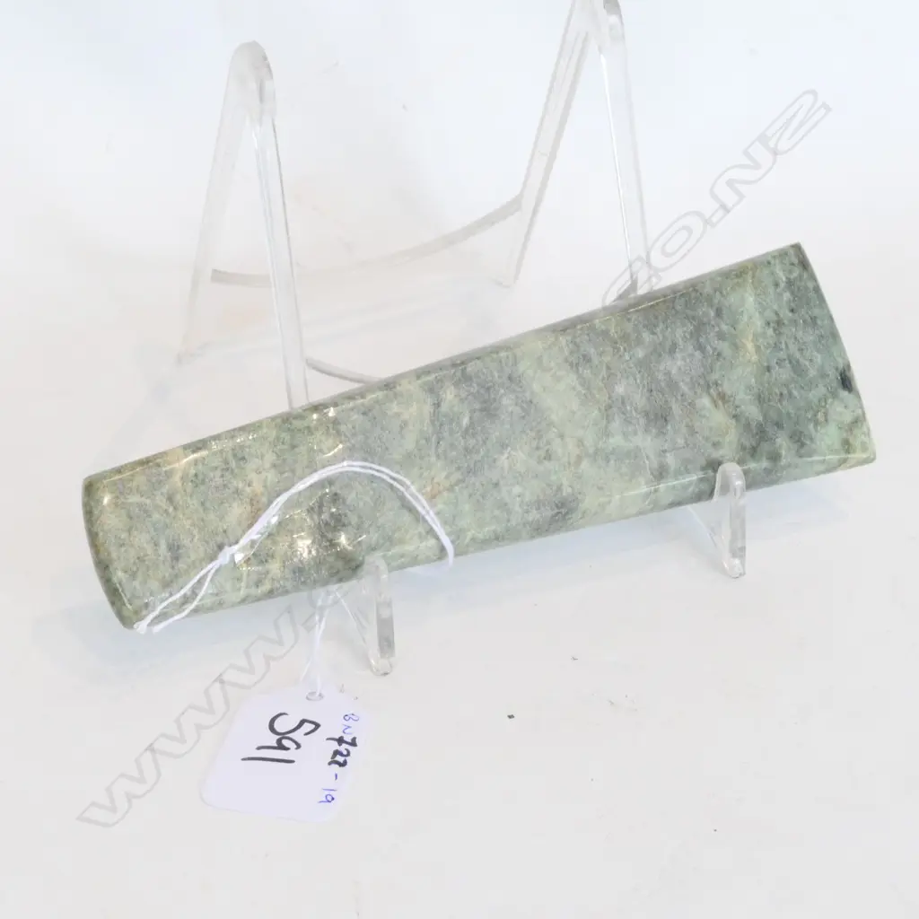 KAWAKAWA GREENSTONE ADZE IN EARLY STYLE L.150MM Image 1++
