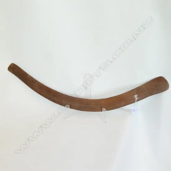 aN Aboriginal boomerang