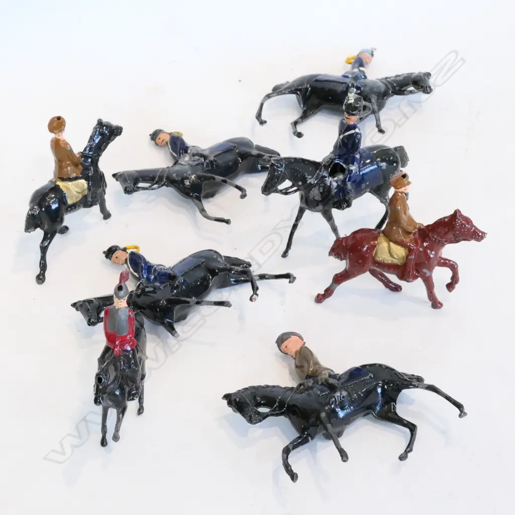 8 TOY SOLDIERS ON HORSEBACK 2 AF Image 1++