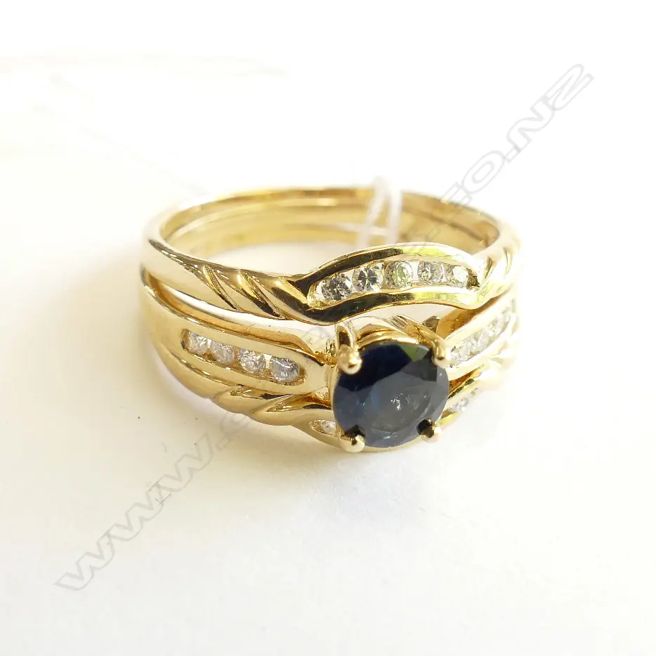 18CT YELLOW GOLD SAPPHIRE AND DIAMOND RING Image 1++