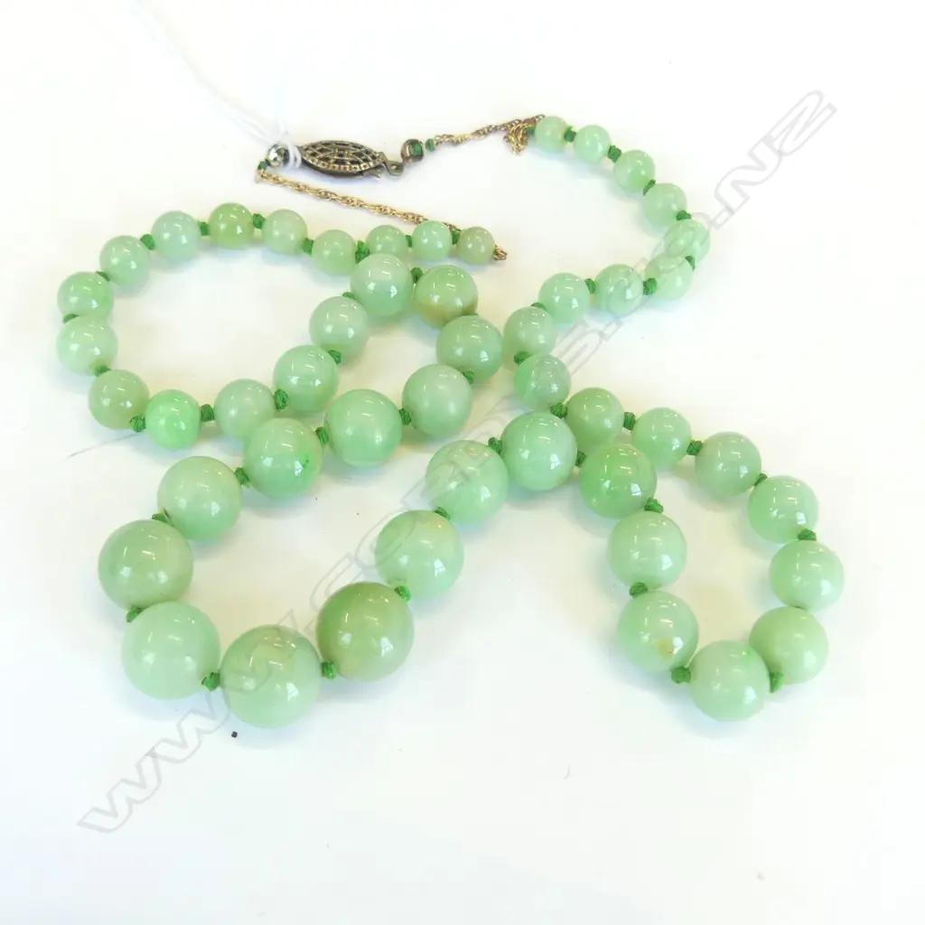 PALE JADE GRADUATED BEADS, L. 520MM Image 1++