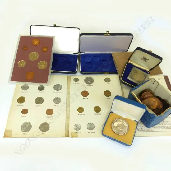 ASST MAINLY NZ COINS PENNIES ETC...