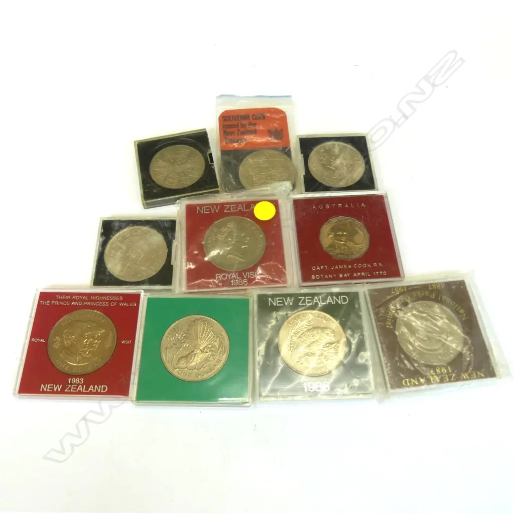 10X 1960'S/1970'S UNC $1 & CROWN COINS NZ ETC Image 1++