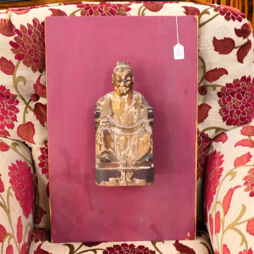 MOUNTED CARVED WOODEN CHINESE EMPEROR FIGURE Image 1++