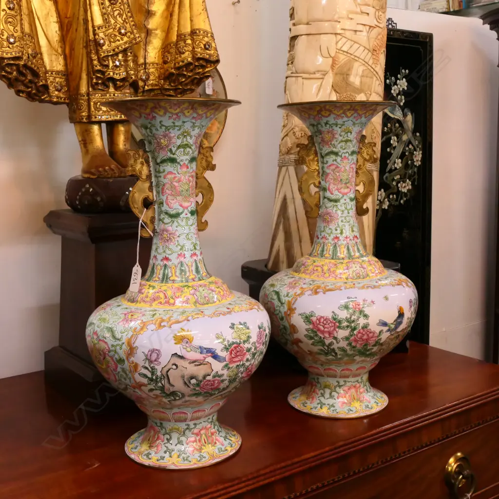 PR REPUBLIC CHINA 20TH C. ENAMEL PAINTED BRASS VASES H. 450MM Image 1++