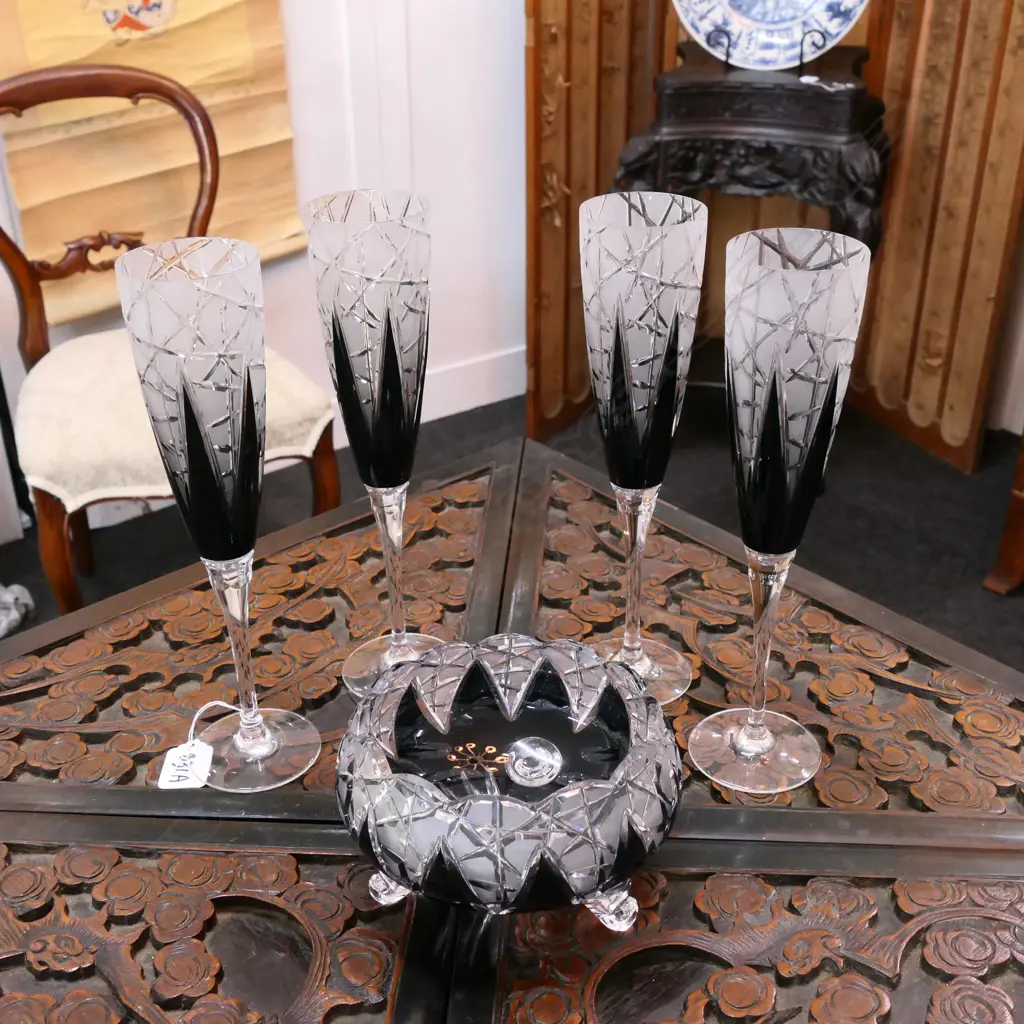 SET OF 4X ART DECO BOHEMIAN STYLE CHAMPAGNE GLASSES & ASHTRAY   Image 1++