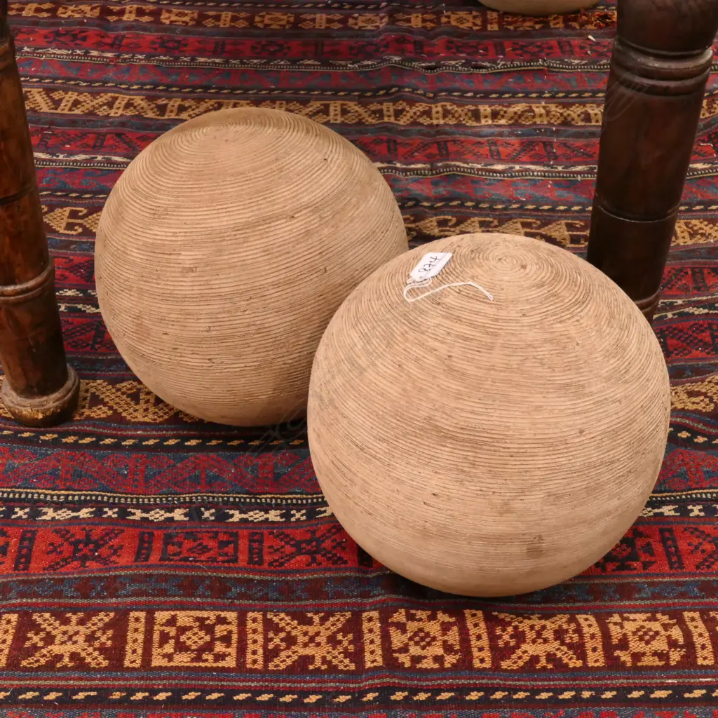 PR TERRACOTTA GARDEN SPHERES FINE INCISED... Image 1++