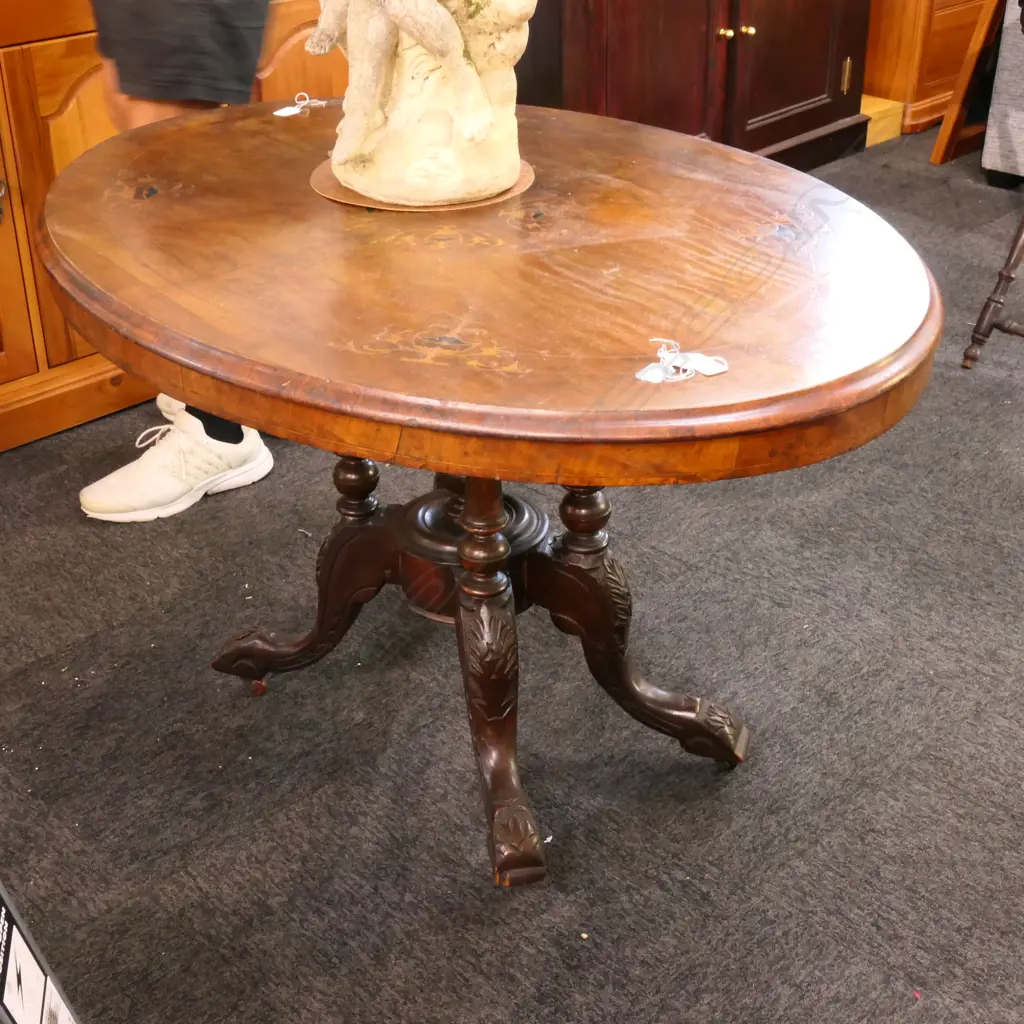 VICTORIAN WALNUT LOO TABLE W. 610MM Image 1++