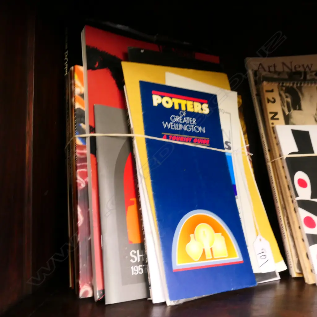 ASST. NZ POTTERY PUBLICATIONS: PORTAGE AWARDS... Image 1++