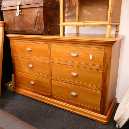 SOLID RIMU 6 DRAWER DRESSING TABLE WITH MIRROR