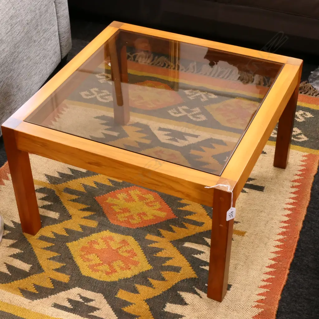 SMALL RIMU GLASS TOPPED COFFEE TABLE W. 610MM Image 1++