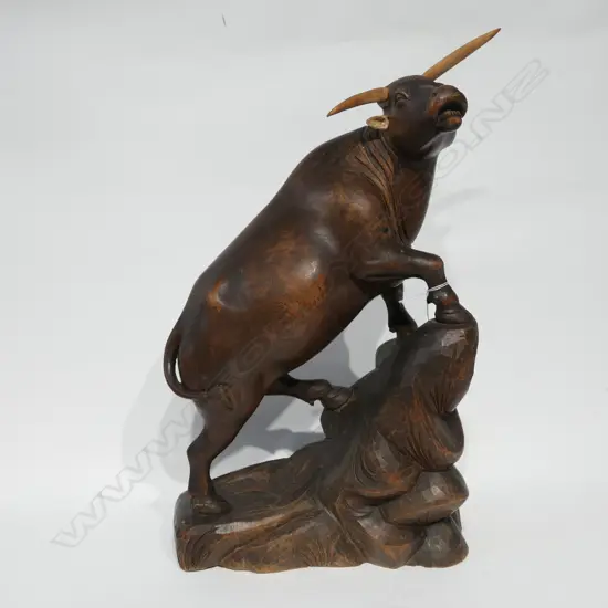 OLD ORIENTAL CARVED HARDWOOD BUFFALO H.395mm
