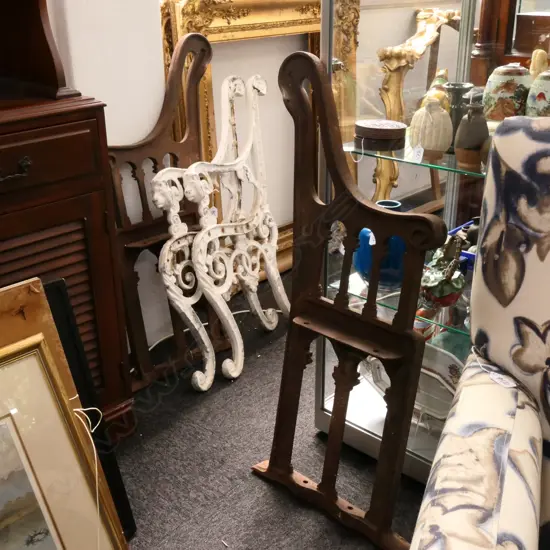 2X PRS CAST IRON BENCH ENDS