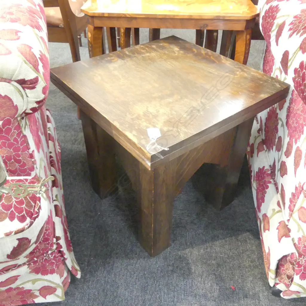 OAK ARTS AND CRAFTS SIDE TABLE 450MM H 450MM SQ Image 1++