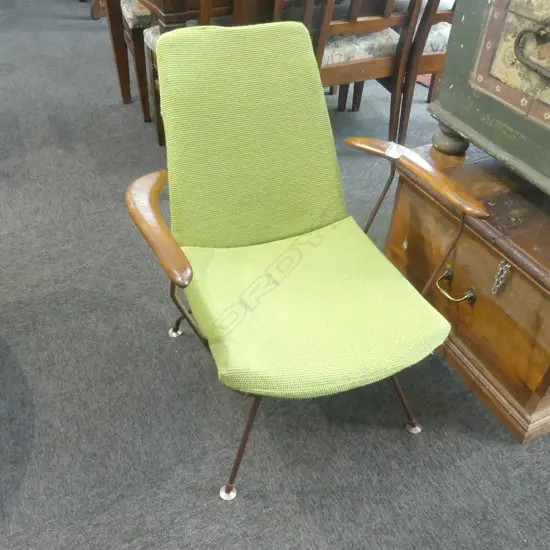 A RETRO WIRE FRAMED ARMCHAIR