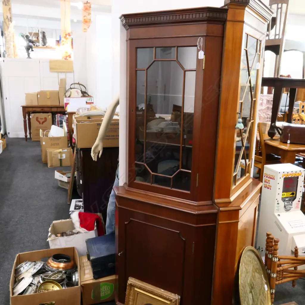 MAHOGANY CORNER CABINET. 830 x 795 x 1860mm Image 1++