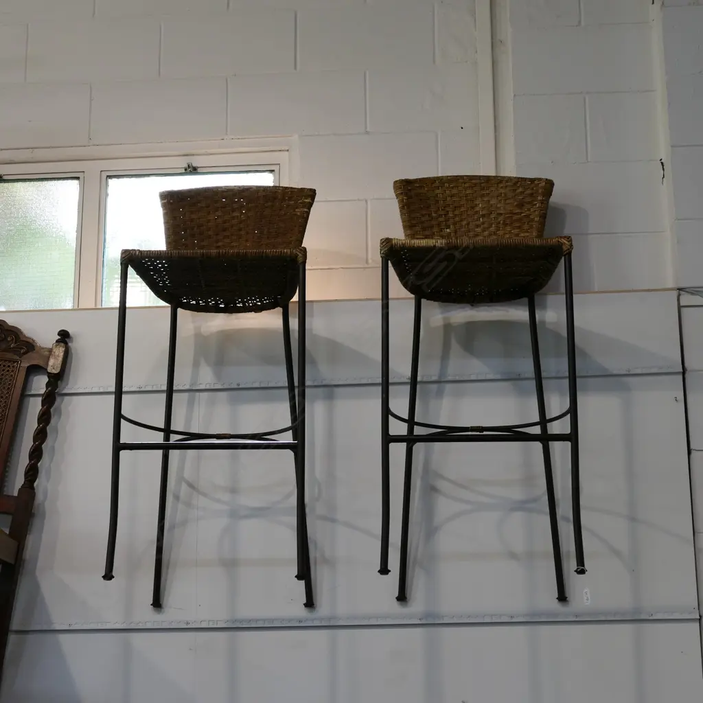 PR OR RETRO CANE BAR STOOLS Image 1++