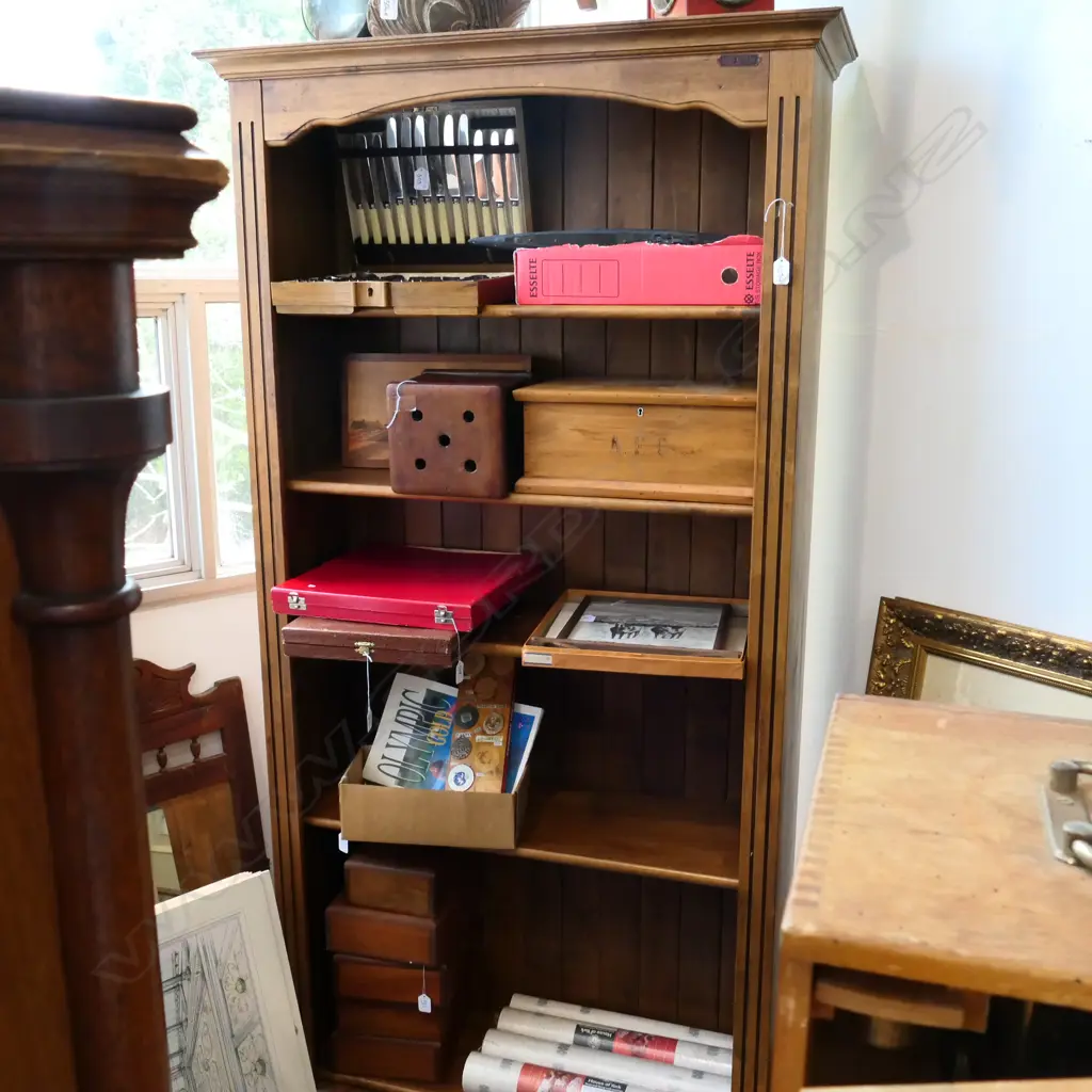 TALL STAINED PINE BOOKCASE Image 1++