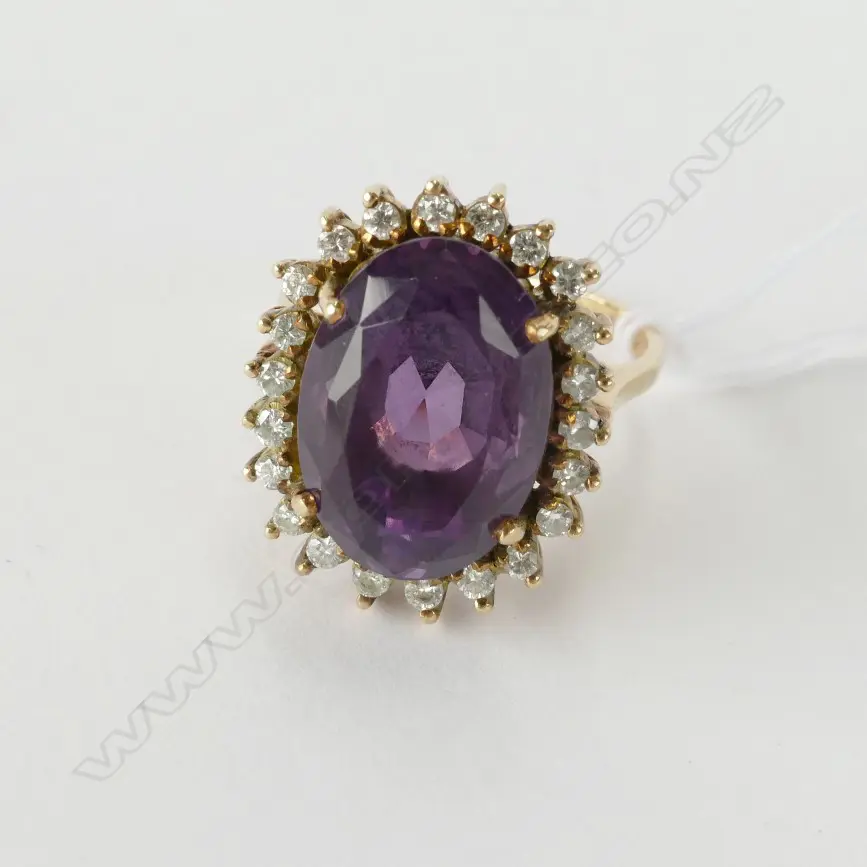 14ct gold AMETHYST & DIAMOND RING... Image 1++