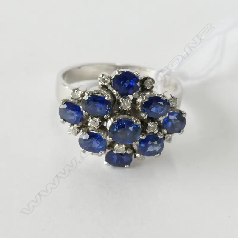 Vint. 9 SAPPHIRE & 13 SMALL DIAMONDS ,PRINCESS STYLE RING Image 1++