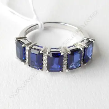 14ct White Gold Sapphire and Diamond ring featuring centre Image 1++