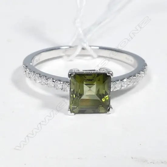 9ct White Gold Tourmaline and Diamond ring featuring centre