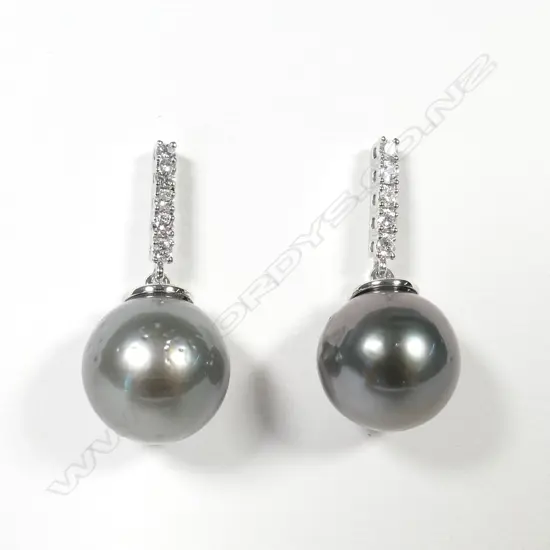 14ct White Gold Pearl and Diamond drop earrings featuring