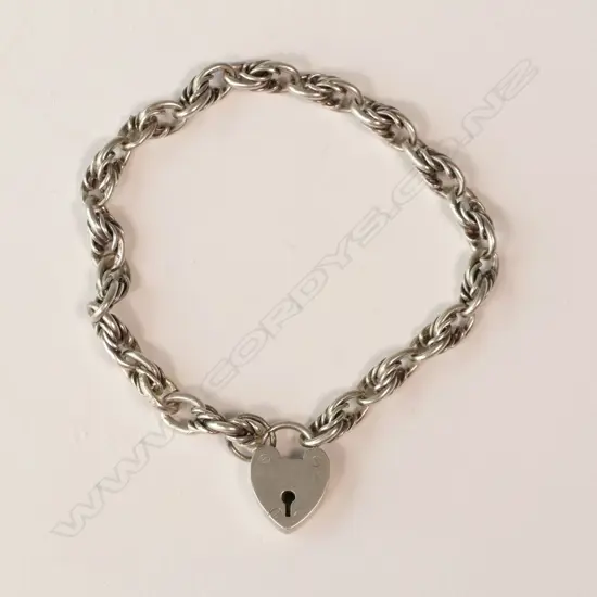 STERLING SILVER CHAIN BRACELET
