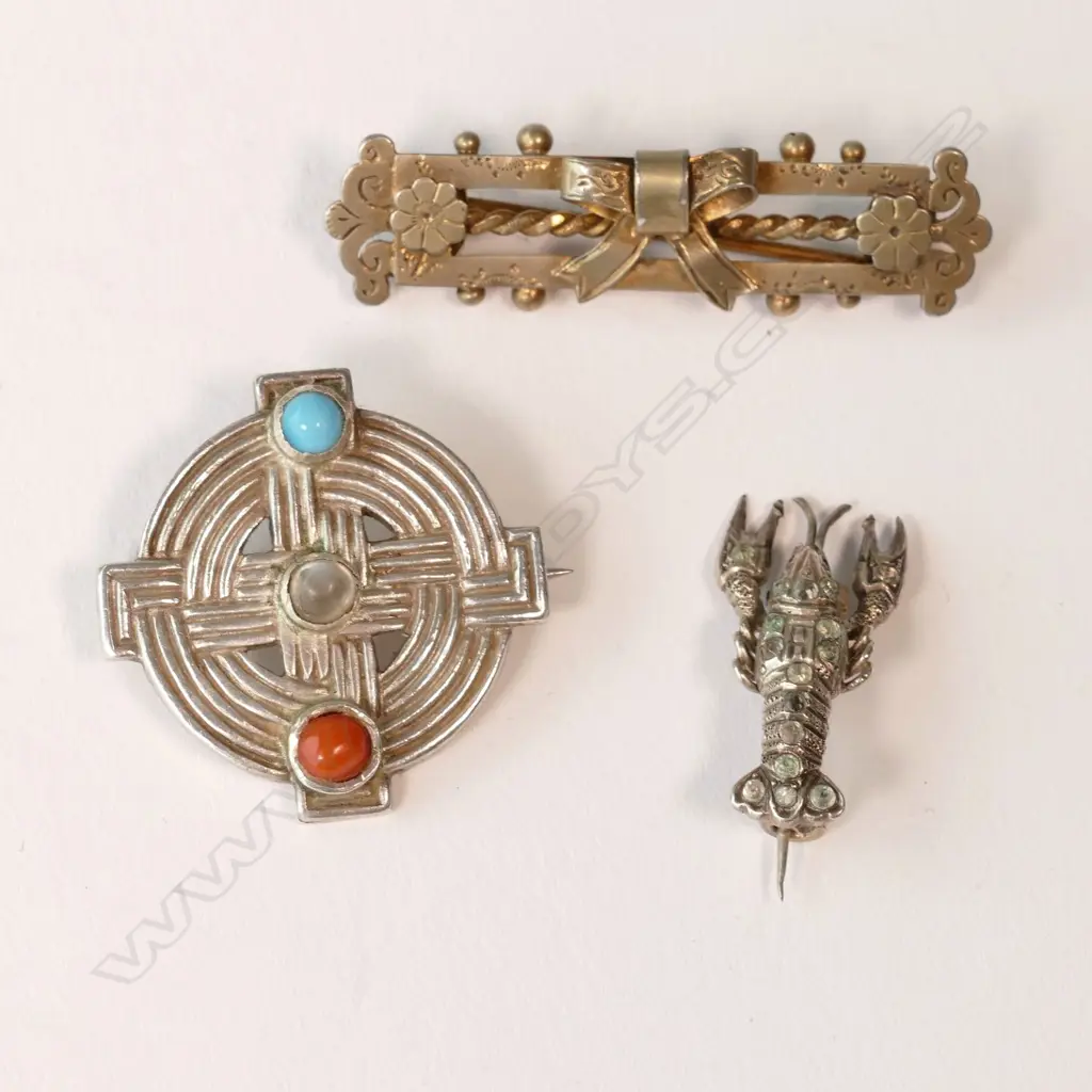 THREE SILVER BROOCHES Image 1++