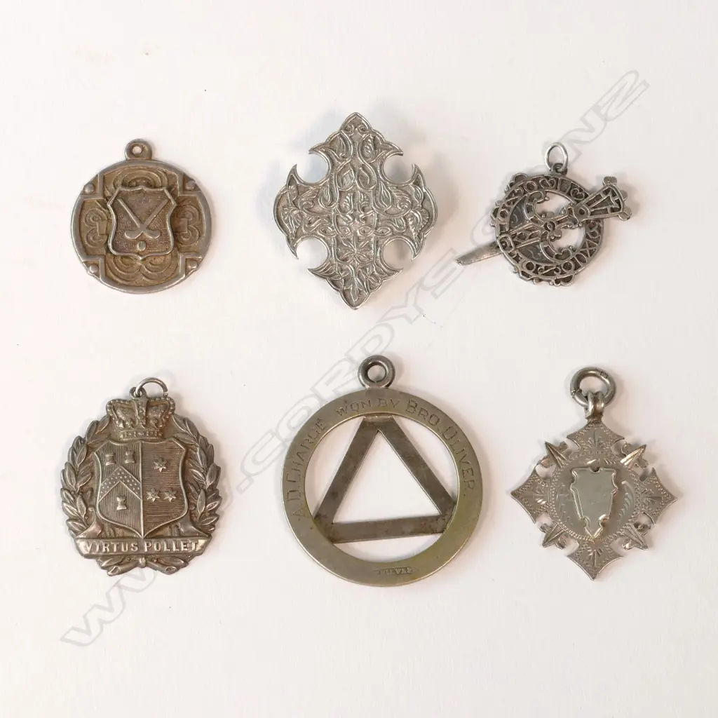 BAG LOT OF GOOD SILVER PENDANTS Image 1++