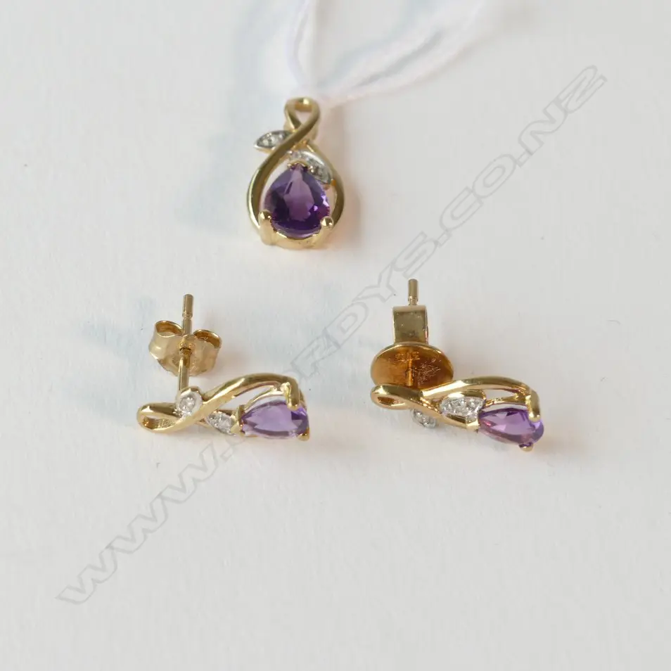 PR 9CT AMETHYST & DIA EARRINGS & PENDANT Image 1++