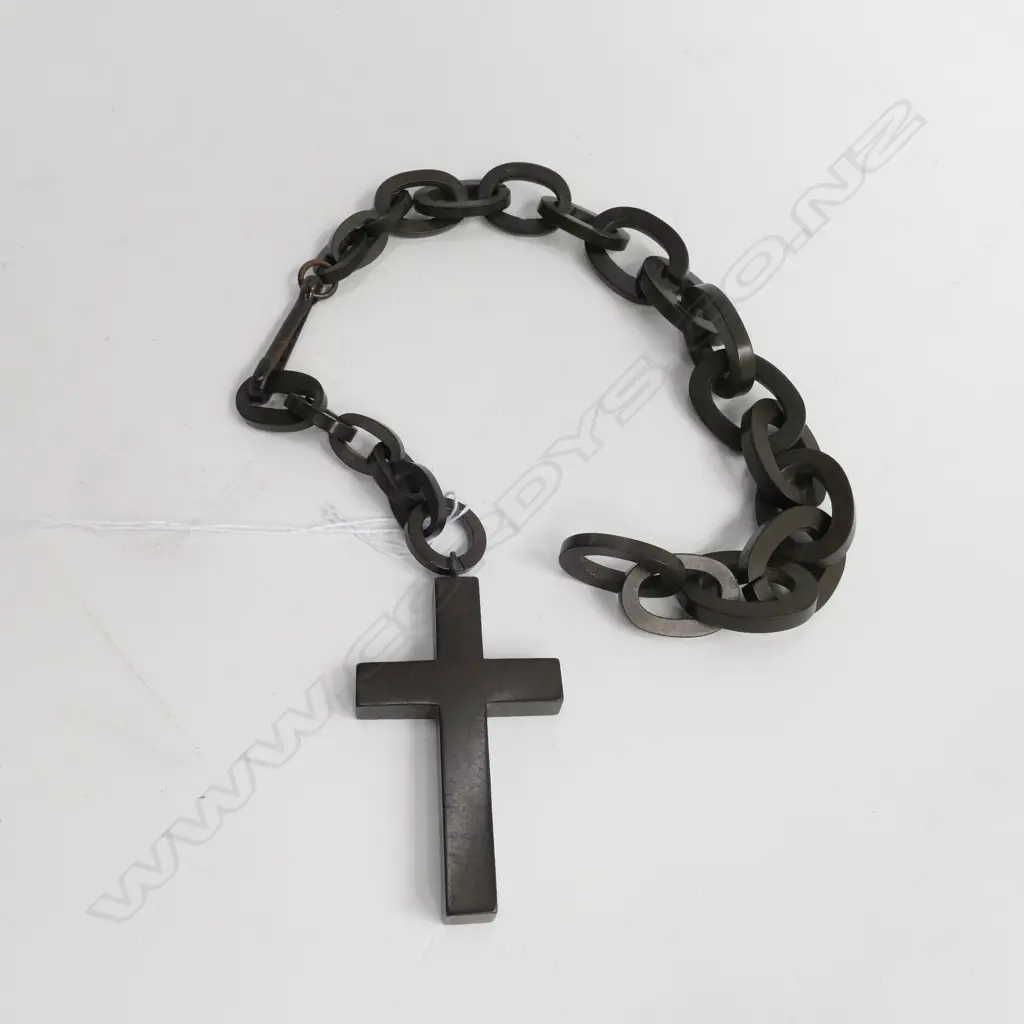 EARLY BAKELITE CHAIN & CROSS Image 1++