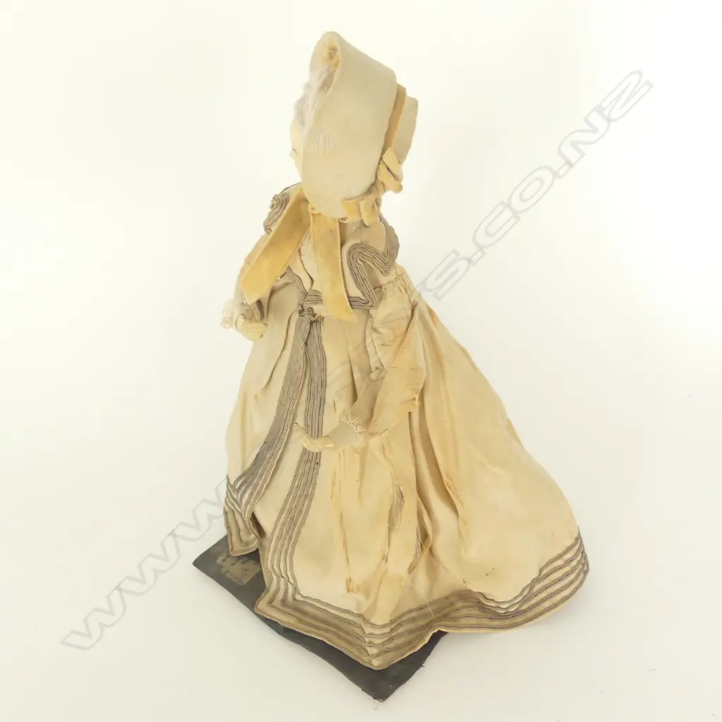 MÉLANIE WAX DOLL ON WIRE ARMATURE, SOFT BODY & LEATHER HANDS, H. 390MM Image 1++