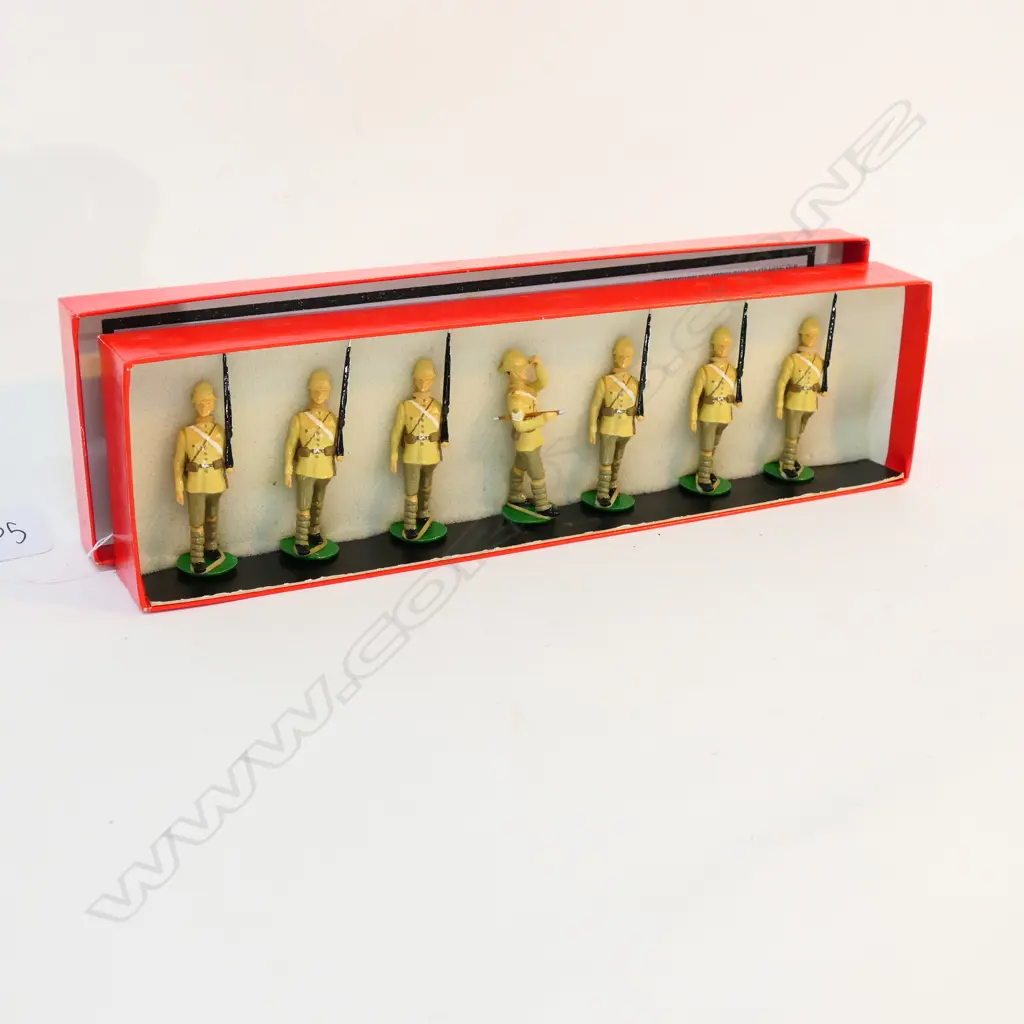 MAORI BATTALION HAND PAINTED DIECAST SOLDIERS Image 1++